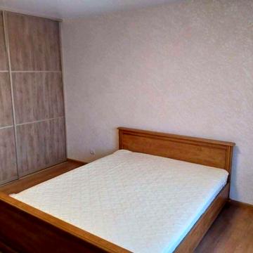 Оренда однокімнатної квартири на вул. Мазепи.