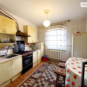 Продаж 3к Квартира Озерна вулиця