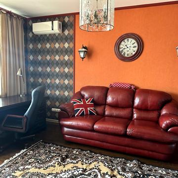 Олександри Екстер вул. (Марини Цвєтаєвої), 3