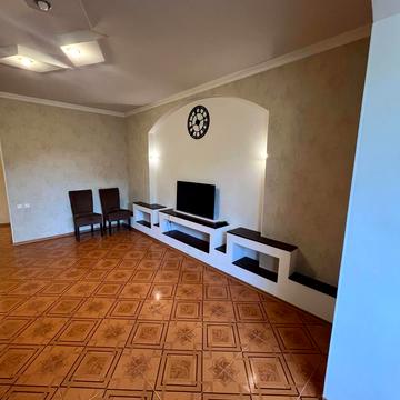 Балтиморська вул. (Посмітного), 9