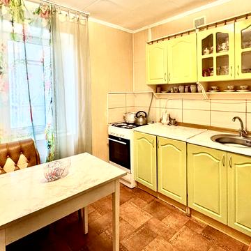 Чуднівська вул. (Черняховського), 106