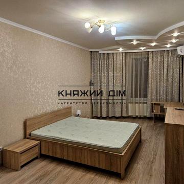 Дніпровська набережна вул., 26-А