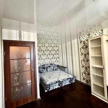 Незалежності вул. (Титова), 18-Б