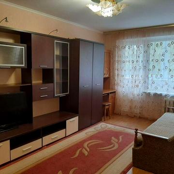 Оренда 2-х кімнатна квартира вул Милютенка