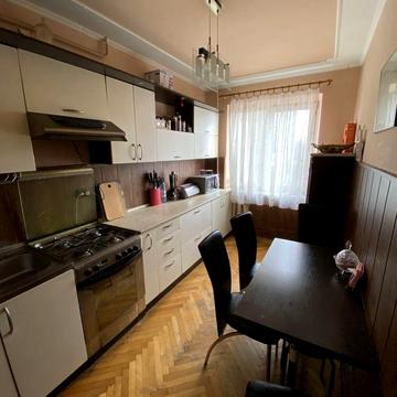 Тараса Шевченка вул., 412