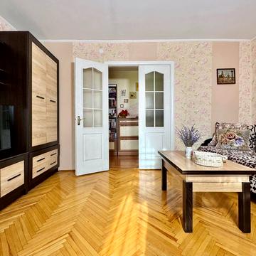 Надвірнянська 30, 30