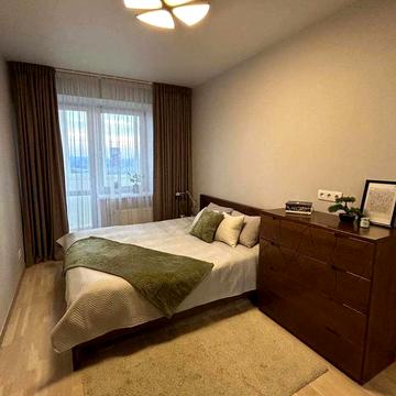 Уляни Кравченко вул., 13