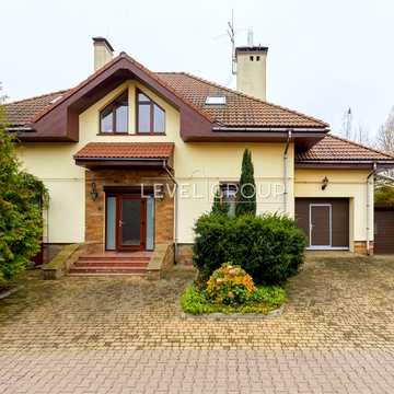 Продаж будинку з ремонтом в КМ Северинівка, + баня та альтанка, 230м2