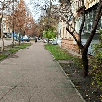 Бекетова вул., 19/17