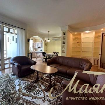 Андрія Верхогляда вул. (Михайла Драгомирова), 4