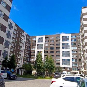 Квартира готова до ремонту, напротив Центрального парку!