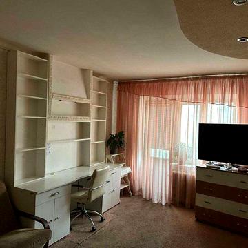 2-кімнатна квартира по вул. Київській