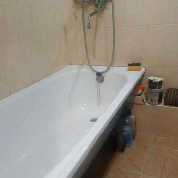 Большая гостинка со мвои санузлом и мини-кухней, Одесская