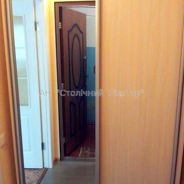 Будівельників вул., 15