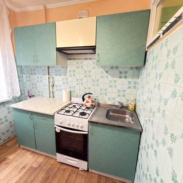 Оренда однокімнатної квартири чиста суха малі комунальні в.Кульчицької