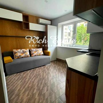 Січових Стрільців вул. (Артема), 52-А