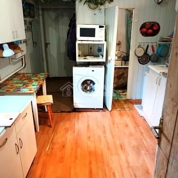 Люсинська, 6