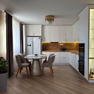 Малинова, 28