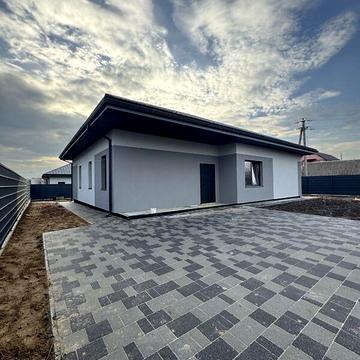 Продаж 3к Дім Садова вулиця