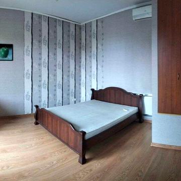 *Таунхаус в ЖК «Академічний» по Заболотного Академіка