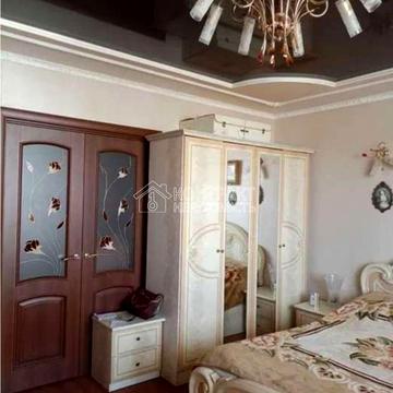 Луї Пастера вул., 183