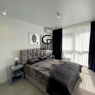 Предславинська вул., 42