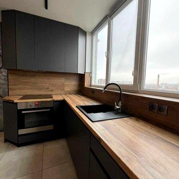 Довгострокова оренда видової квартири біля ТЦ «Плазма».