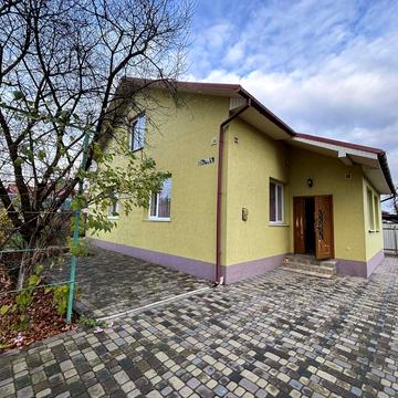 Підгорецька вул., 20 а