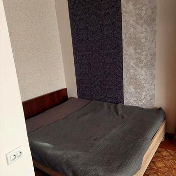 Сдаю хорошую однокомнатную квартиру в Октябрьском.