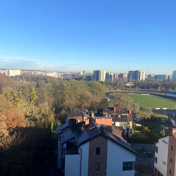 Володимира Великого вул. (Артема), 10