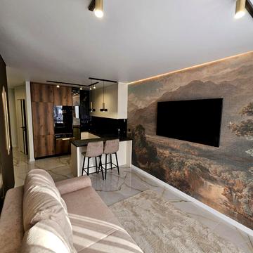 Богдана Хмельницького вул., 94