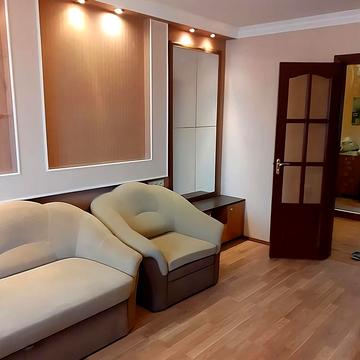 Степана Руданського вул., 1