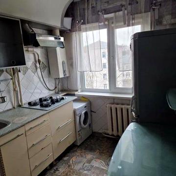 Продається двокімнатна квартира