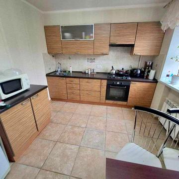 Сдам 2-к квартиру на Яворницкого Центр