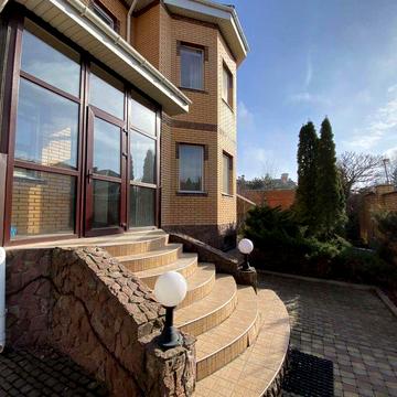 Продажа хозяйского дома в Совиньоне