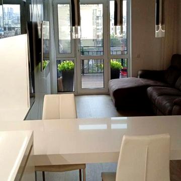 Старокозацька вул. (Комсомольська), 52