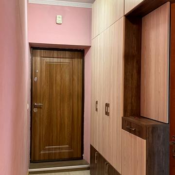 Гнідавська вул., 38