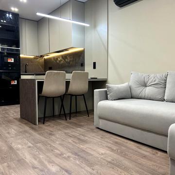 Героїв Майдану вул., 15