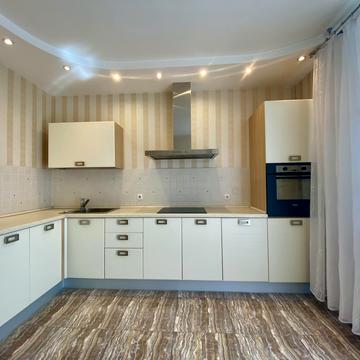 Бориса Гмирі вул., 6