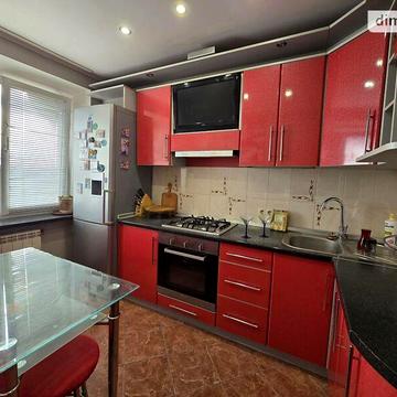 Продаж 2к Квартира Андрія Первозванного вулиця