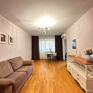 Харківське шосе, 4