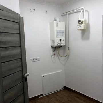 Богдана Хмельницького вул., 45