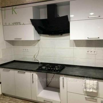 Гетьмана Петра Дорошенка вул. (), 65