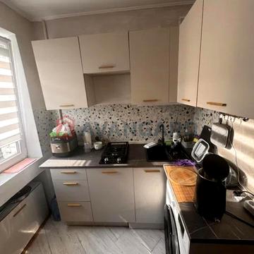 Івана Пулюя вул., 2