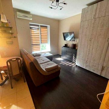 Студия 38м на долгий срок . Без агенства . Возможно с животными .