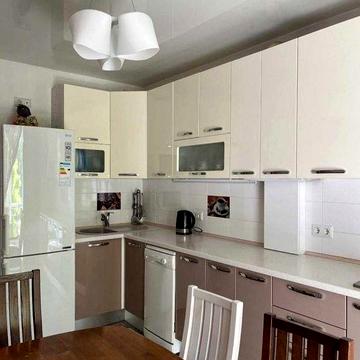 БЕЗ КОМІСІЇ! 2 кімнатна велика 65м2 квартира з ремонтом. МАМА парк