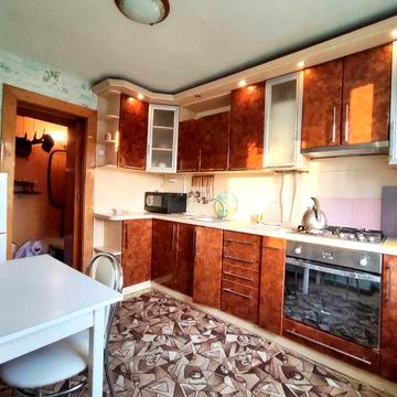 Здам охайну теплу 3-х кімнатну кв.вул.Козацька