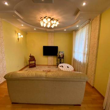 4-к.квартира з каміном + кухня студія біля парку Погулянка