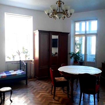 3-к.кв.в. Коновальця,Ближній центр