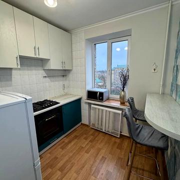 Пластова вул. (Івана Сергієнка), 17